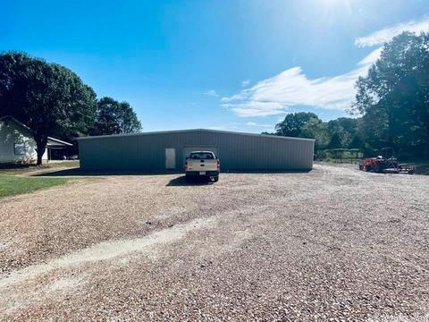 656 Pitard Loop, Mountain View, AR 72560 photo 2