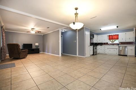 522 Bowers Dr, Benton, AR 72015 photo 9