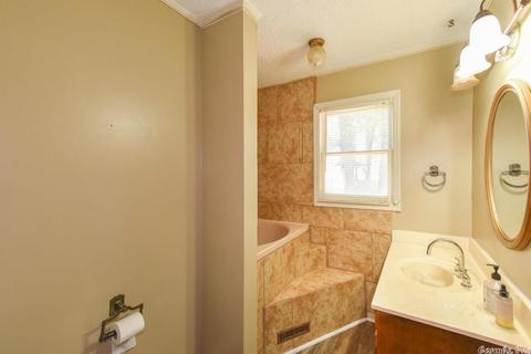 7 Mavis Cir, Mabelvale, AR 72103 photo 9