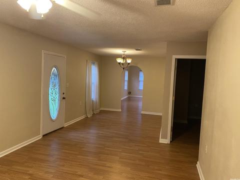 7908 Rosswood Rd, Pine Bluff, AR 71603 photo 8