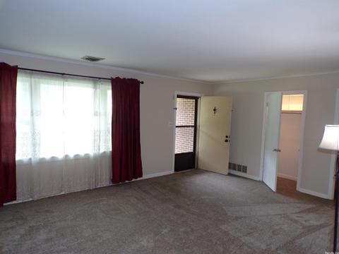 2112 W 33rd Ave, Pine Bluff, AR 71603 photo 3