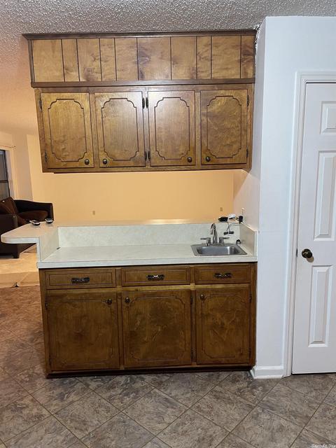 6202 Glenwood Dr, Pine Bluff, AR 71603 photo 2