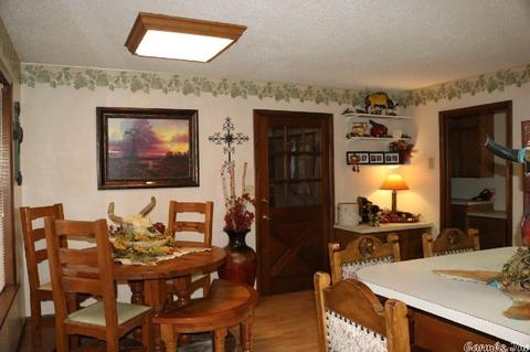 762 E Hwy 16, Clinton, AR 72031 photo 6