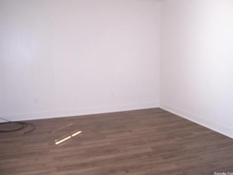 600 E Market, Searcy, AR 72143 photo 10