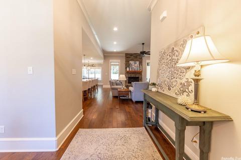 7033 Westshore Ave, Benton, AR 72019 photo 4