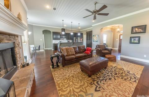 5385 Trinity Xing, Conway, AR 72034 photo 9