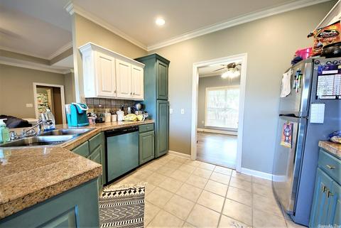 170 Grapevine, Conway, AR 72034 photo 16
