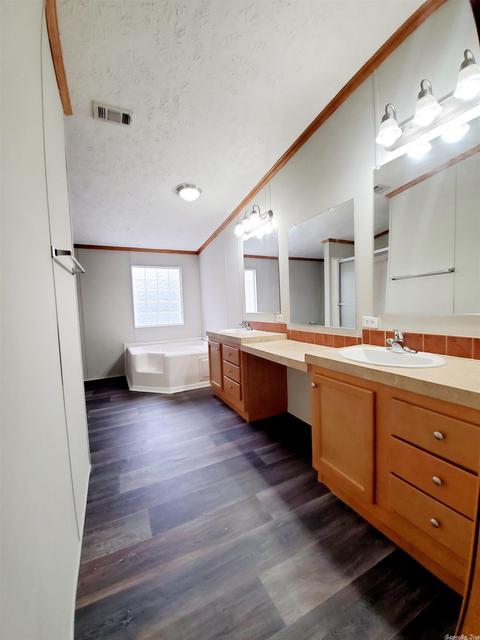 155 Friendship, Conway, AR 72032 photo 11