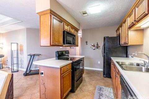 1715 Jackson, Conway, AR 72032 photo 8