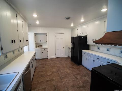 1203 W 35th, Pine Bluff, AR 71603 photo 10