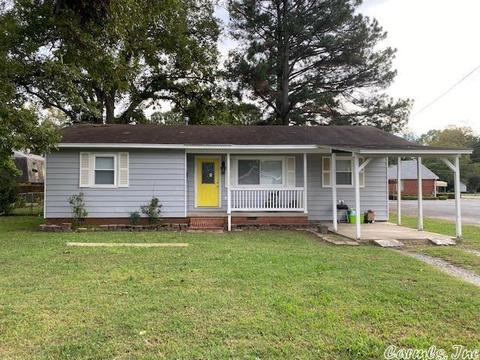 409 E 4th St, Lonoke, AR 72086 photo 1