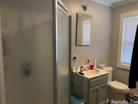 409 E 4th St, Lonoke, AR 72086 photo 9