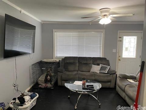 409 E 4th St, Lonoke, AR 72086 photo 3