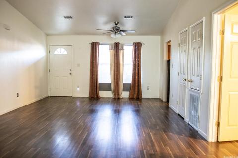 14213 Krestview Dr, Mabelvale, AR 72103 photo 2
