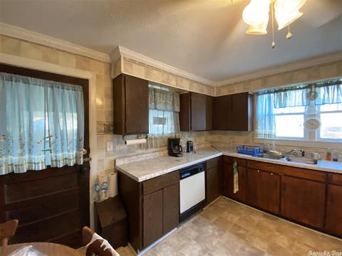 311 N Pine Ave, Trumann, AR 72472 photo 14