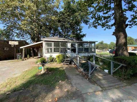 311 N Pine Ave, Trumann, AR 72472 photo 2