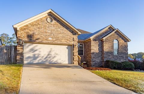2941 Falcon Cir, Benton, AR 72015 photo 2