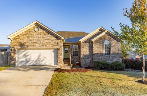 2941 Falcon Cir, Benton, AR 72015 photo 1