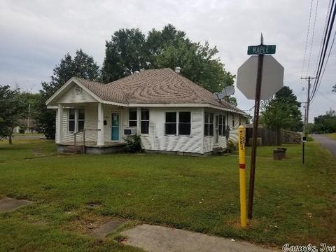 113 E Maple St, Paris, AR 72855 photo 3