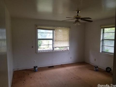 113 E Maple St, Paris, AR 72855 photo 6