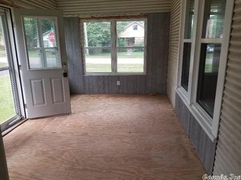 113 E Maple St, Paris, AR 72855 photo 15