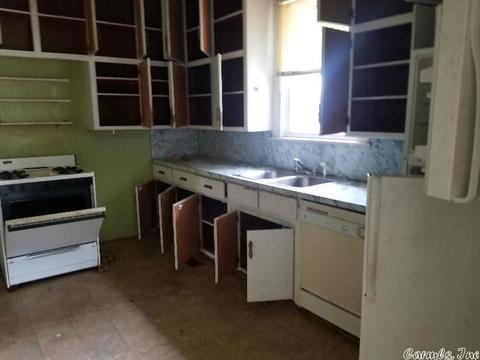 113 E Maple St, Paris, AR 72855 photo 5