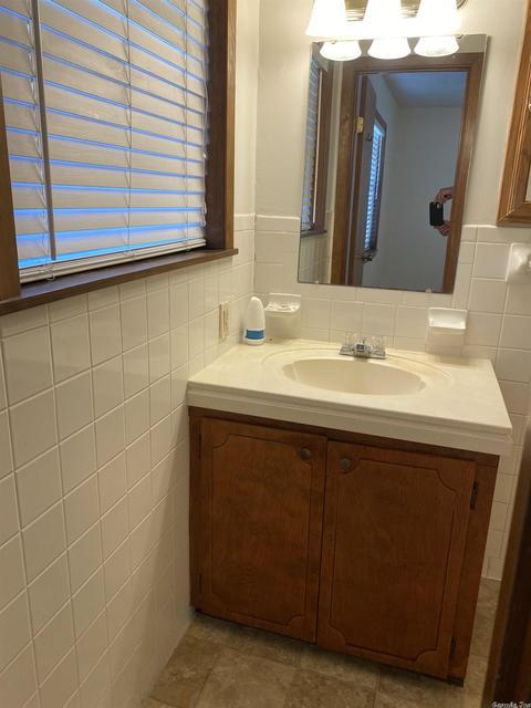 516 E 8th St, Lonoke, AR 72086 photo 20