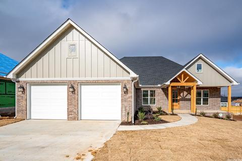 2512 Overcup Dr, Conway, AR 72034 photo 1