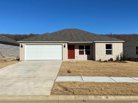 1070 Okeefe Ave, Conway, AR 72032 photo 1
