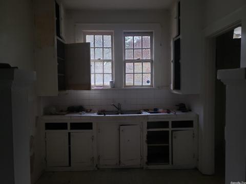 1215 W 17th Ave, Pine Bluff, AR 71603 photo 8