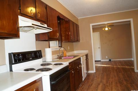 105 Willow Loop, Lonoke, AR 72086 photo 11