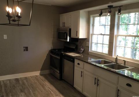 1419 Davis St, Conway, AR 72034 photo 8