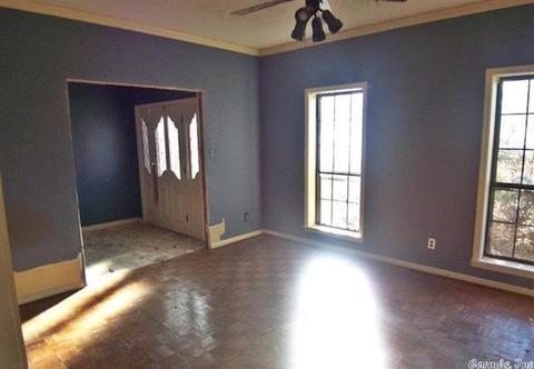 216 Windcrest Dr, Malvern, AR 72104 photo 3