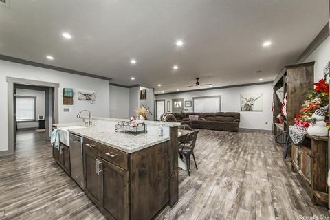 14 Matthews Ln, Conway, AR 72032 photo 12