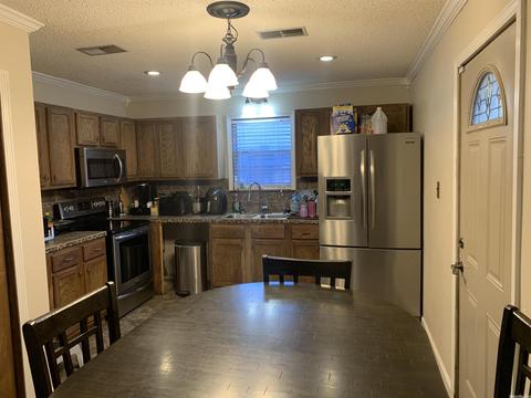 5502 W 20th, Pine Bluff, AR 71603 photo 2