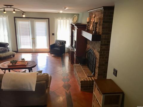 913 Heather Cir, Conway, AR 72034 photo 2