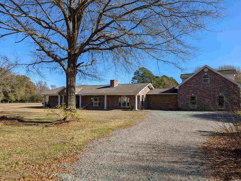 605 Springhill Dr, Pine Bluff, AR 71601 photo 2