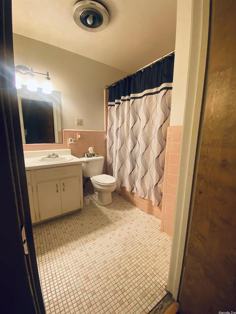 6204 Thrasher St, Pine Bluff, AR 71603 photo 9
