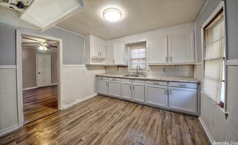 419 W 34th Ave, Pine Bluff, AR 71601 photo 5