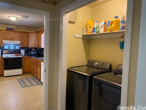 614 N Hickory St, Pine Bluff, AR 71601 photo 9