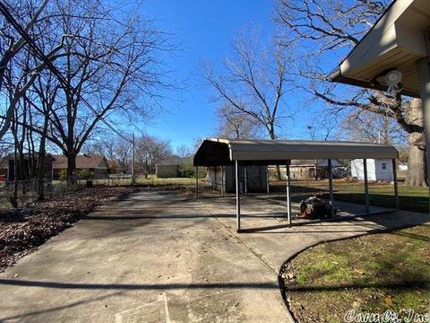 614 N Hickory St, Pine Bluff, AR 71601 photo 13