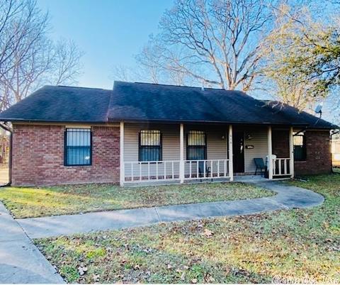 614 N Hickory St, Pine Bluff, AR 71601 photo 1