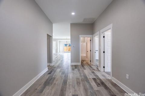 1701 Hobbiton Cir, Conway, AR 72032 photo 4