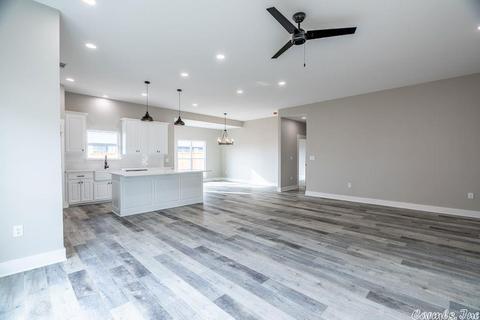 1701 Hobbiton Cir, Conway, AR 72032 photo 7