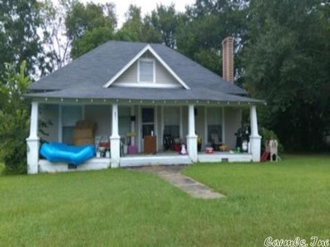 601 E Pine St, Gurdon, AR 71743 photo 1