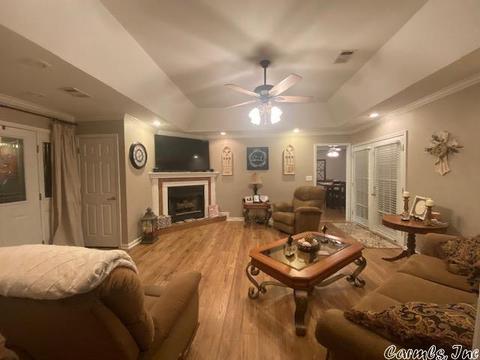 701 Criss St, Trumann, AR 72472 photo 2