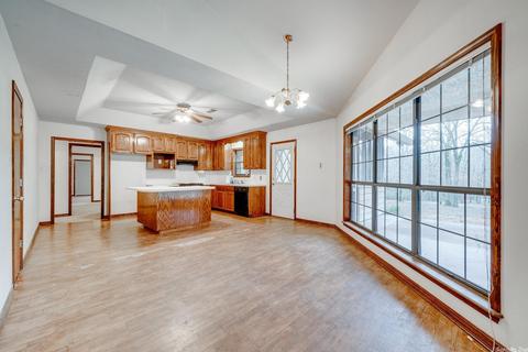 15 Sharon Ln, Conway, AR 72034 photo 6