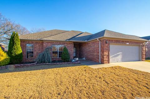 1650 Hosta, Conway, AR 72034 photo 2