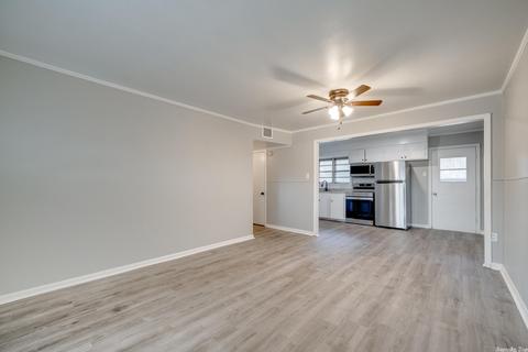 2218 Lee Ave, Conway, AR 72034 photo 3
