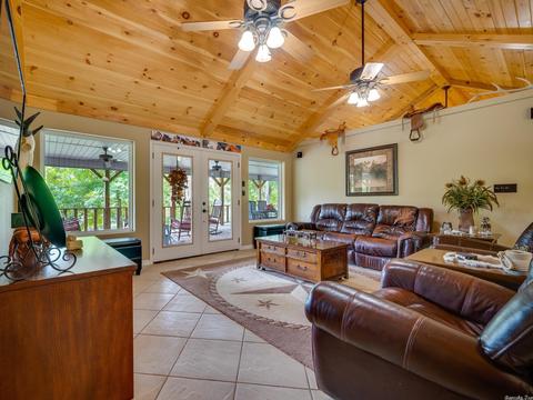 188 Riverview Dr, Horatio, AR 71842 photo 3